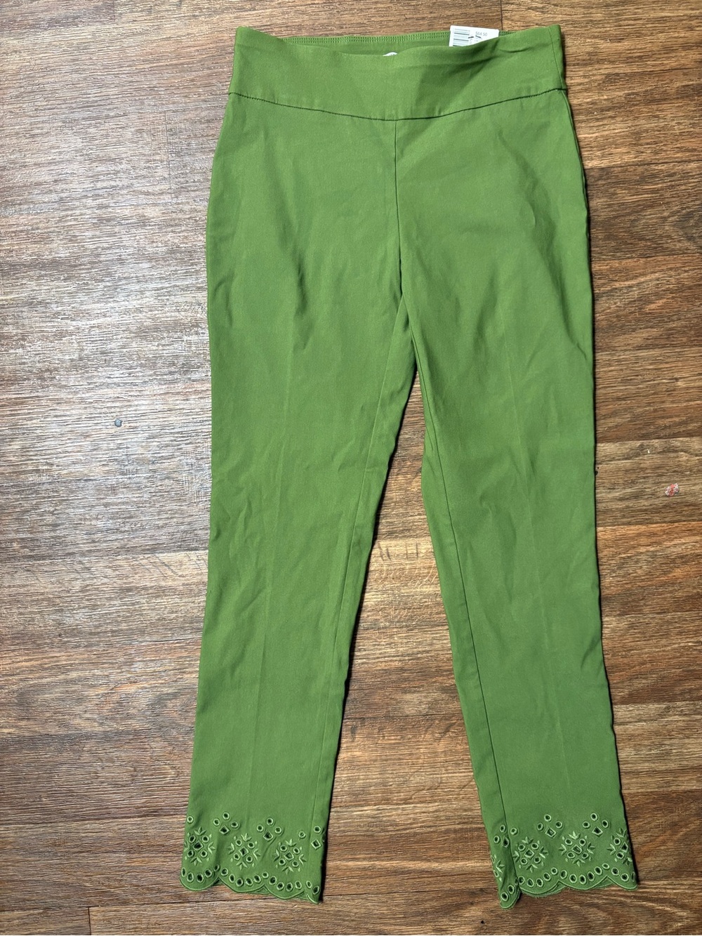 Crown & Ivy Ogden Olive Eyelet Hem Pull-On Pants Size 6 NWT